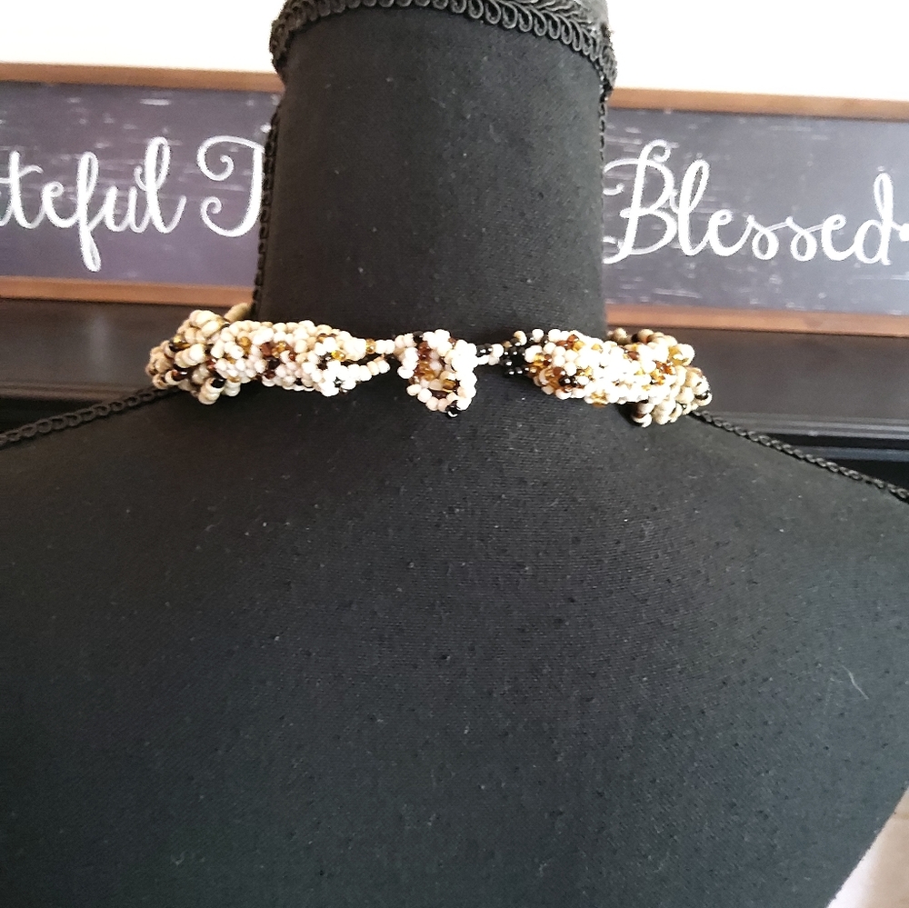 Beaded Necklace - Picture 3 of 4